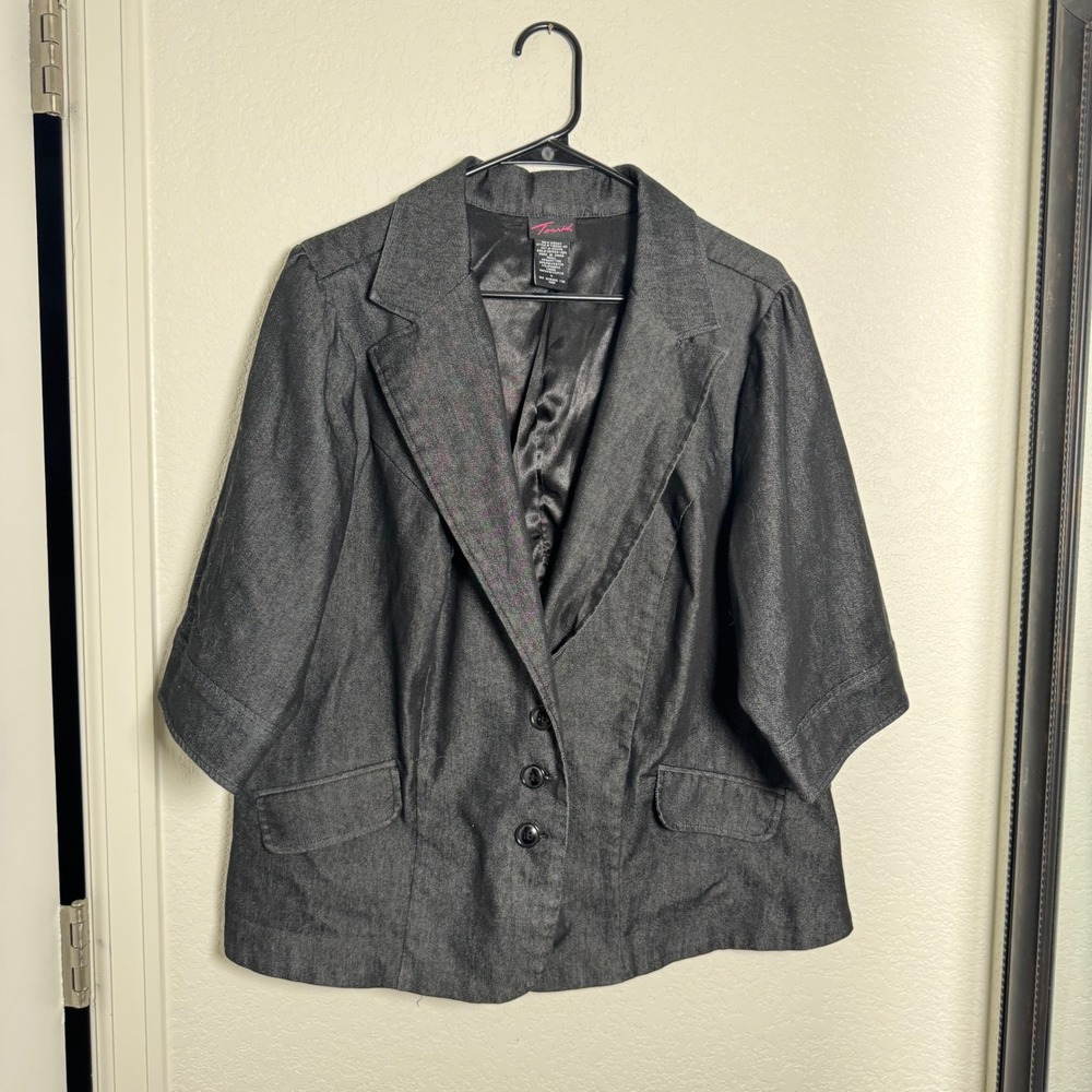 Torrid Blazer Women Size 3 Dark Gray 3/4 Sleeve Denim Style Peplum Back